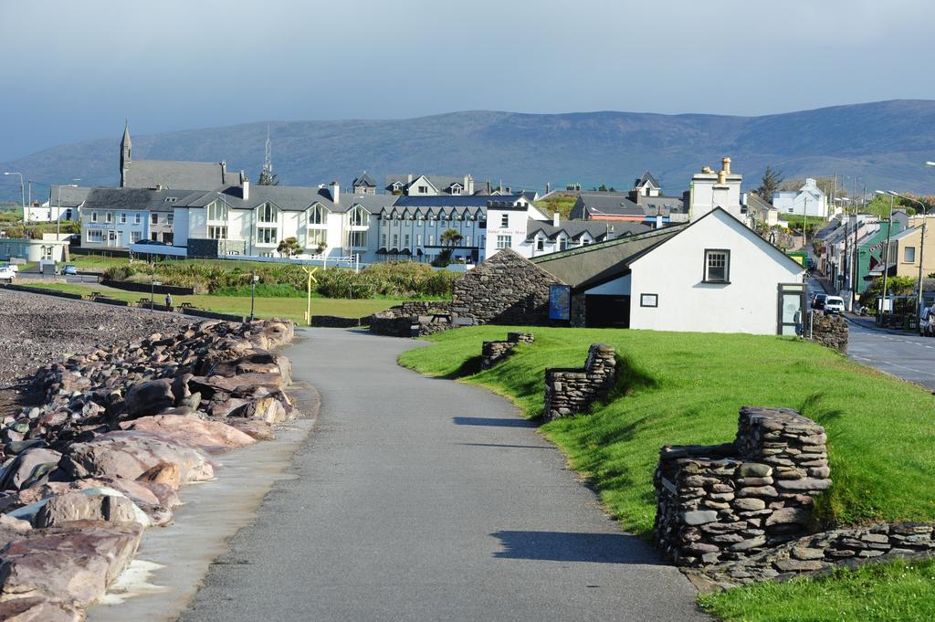 Butler Arms Hotel Waterville Bagian luar foto