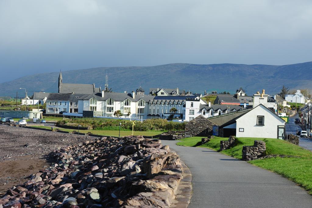 Butler Arms Hotel Waterville Bagian luar foto