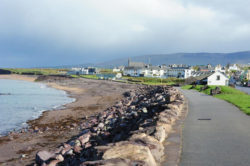 Butler Arms Hotel Waterville Bagian luar foto