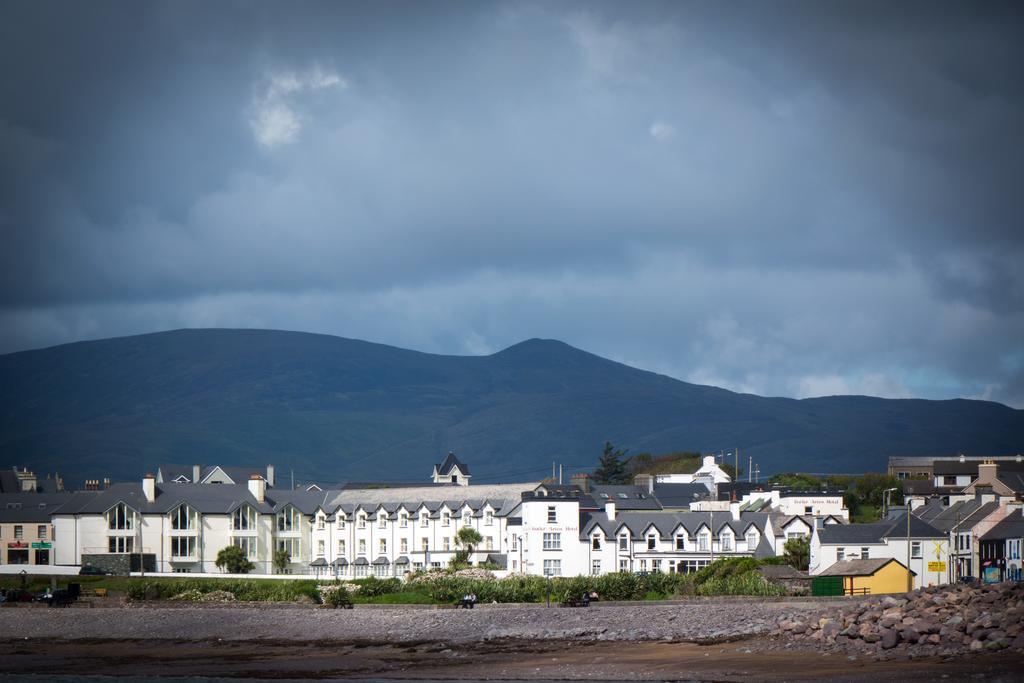 Butler Arms Hotel Waterville Bagian luar foto